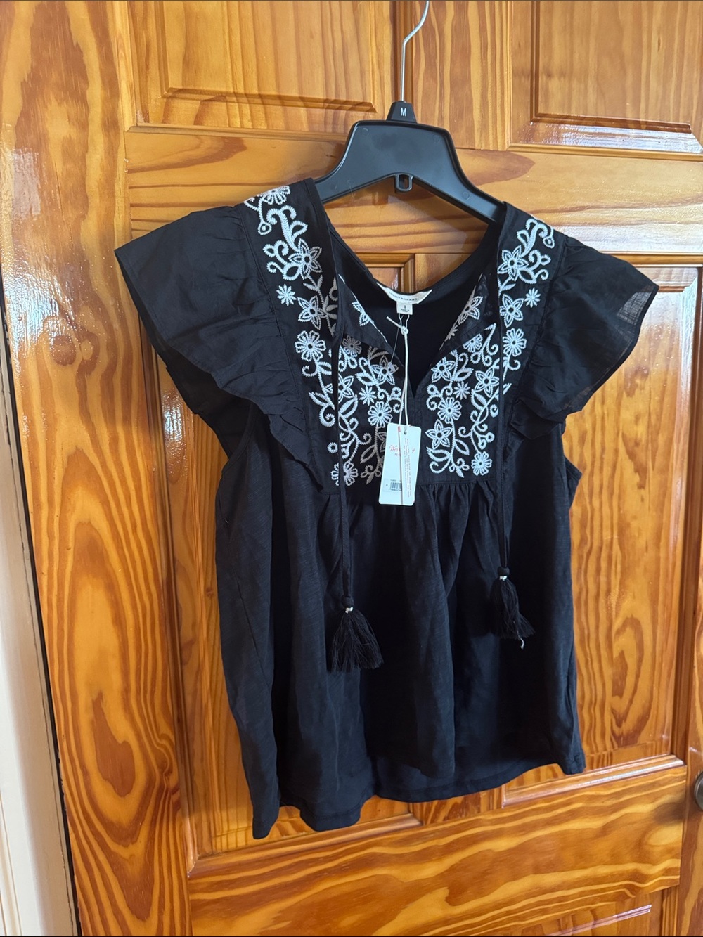 Black Embroidered Flutter Sleeve Top - Unbranded